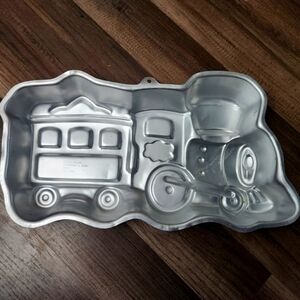 Wilton Train Cake Pan 1995 Vintage